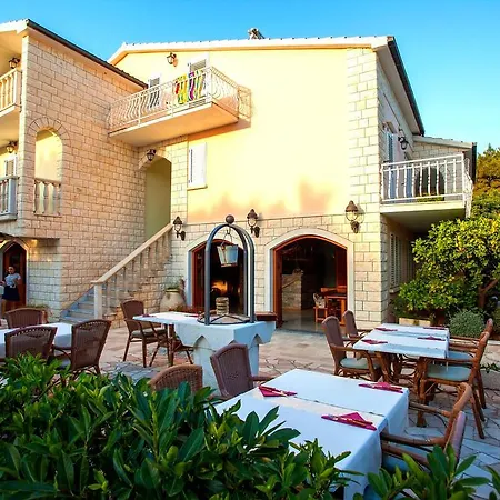 Wine Adriatic Mikulic Aparthotel