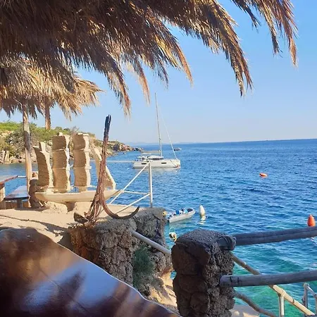 Wine Adriatic Mikulic 4* 오레비츠