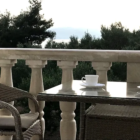 Wine Adriatic Mikulic 4* 오레비츠