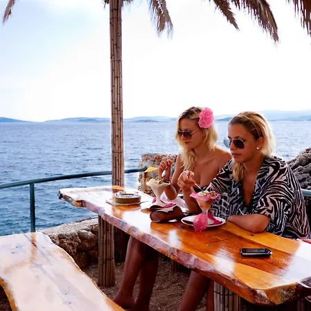 아파트호텔 Wine Adriatic Mikulic 오레비츠