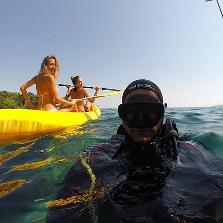 Wine Adriatic Mikulic 4* 오레비츠