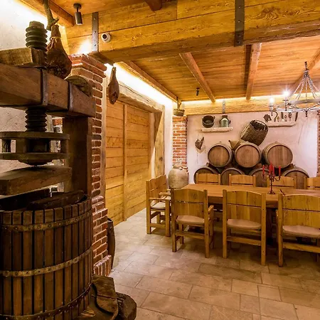 Wine Adriatic Mikulic Orebić