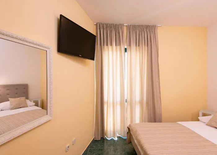 Wine Resort Adriatic Mikulic Aparthotel 4*